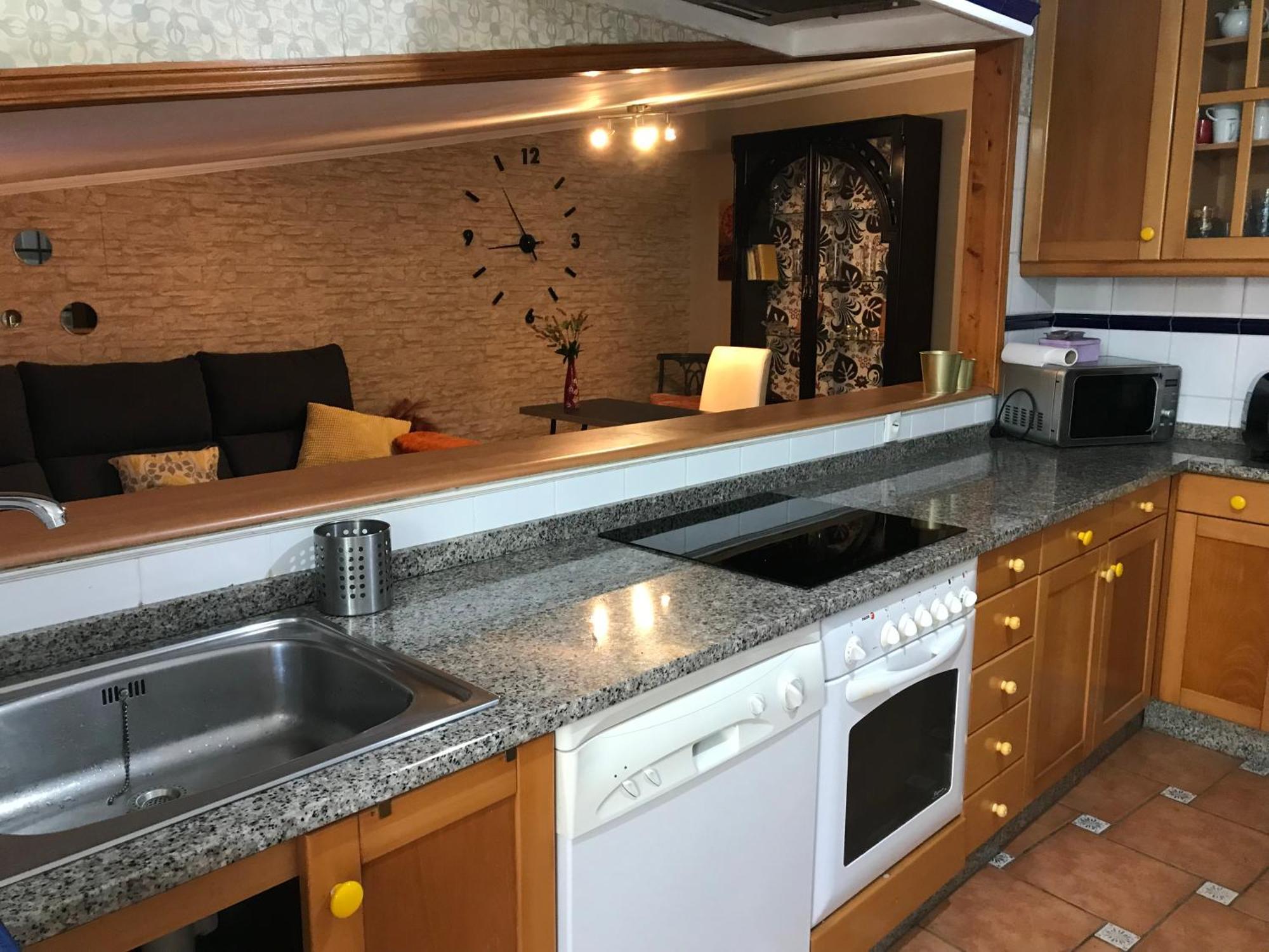 Apartamento Con Amplia Terraza Cerca Del Hospital Clinico Santiago de Compostela Zewnętrze zdjęcie